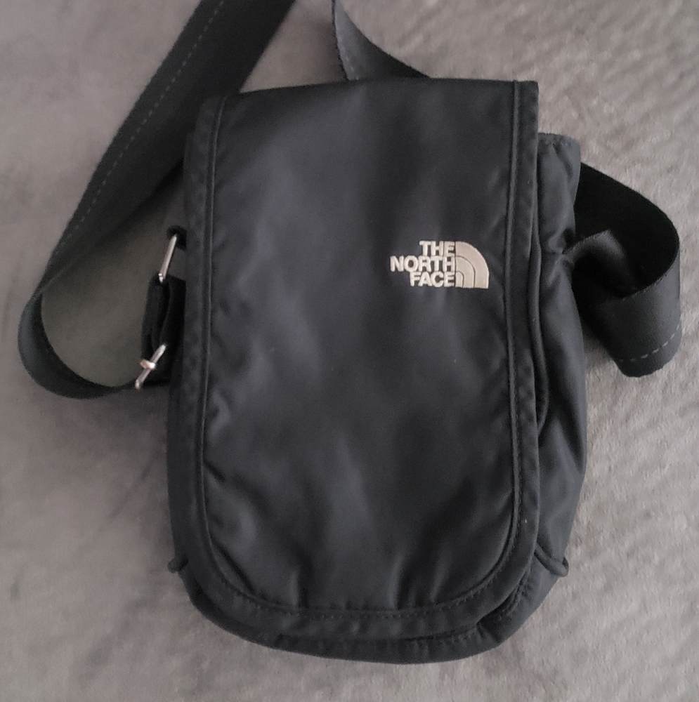 North face crossbody purse